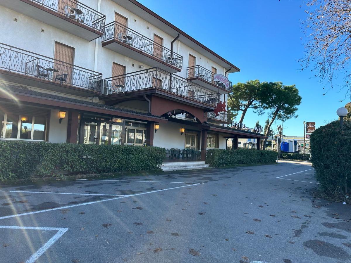 Miura Hotel 2*
