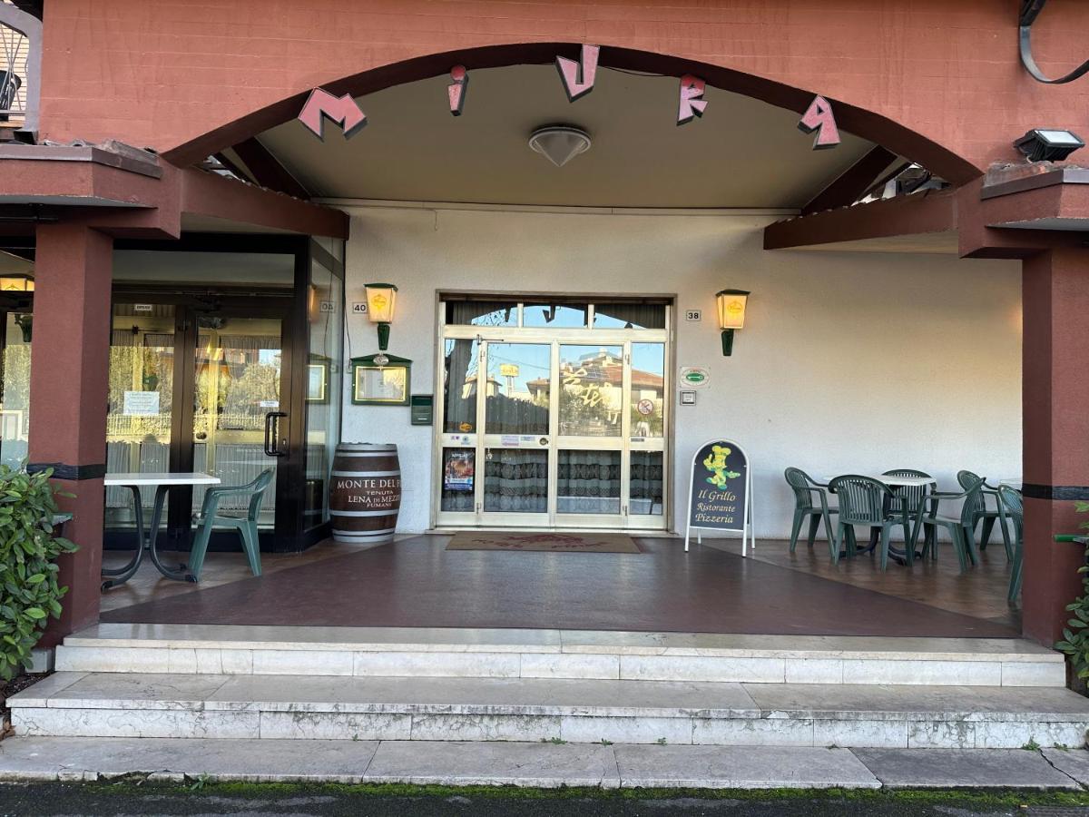 Hotel Miura 2*